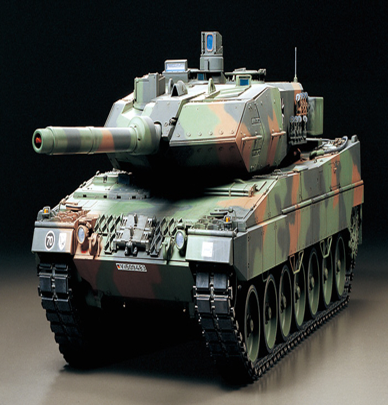 [56020] RC Leopard 2 A6 - Full Option Kit 1/16